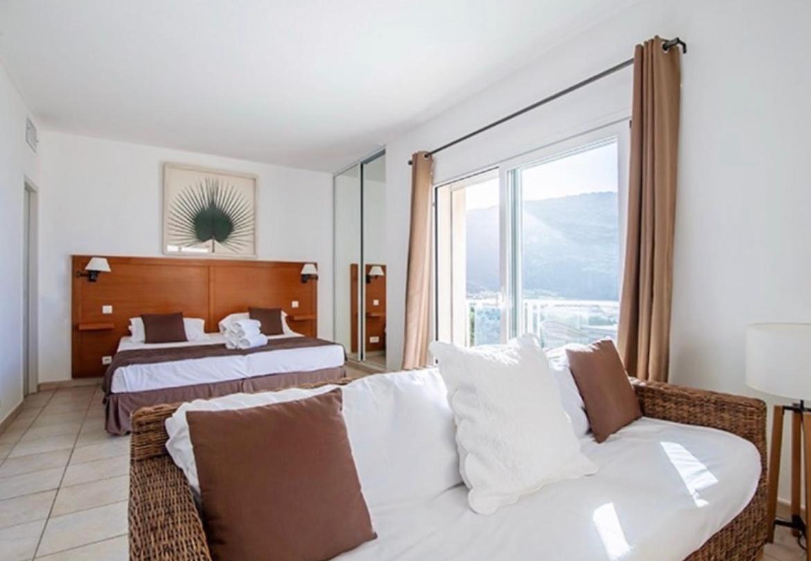 Hotel Lilium Maris Tizzano Buitenkant foto