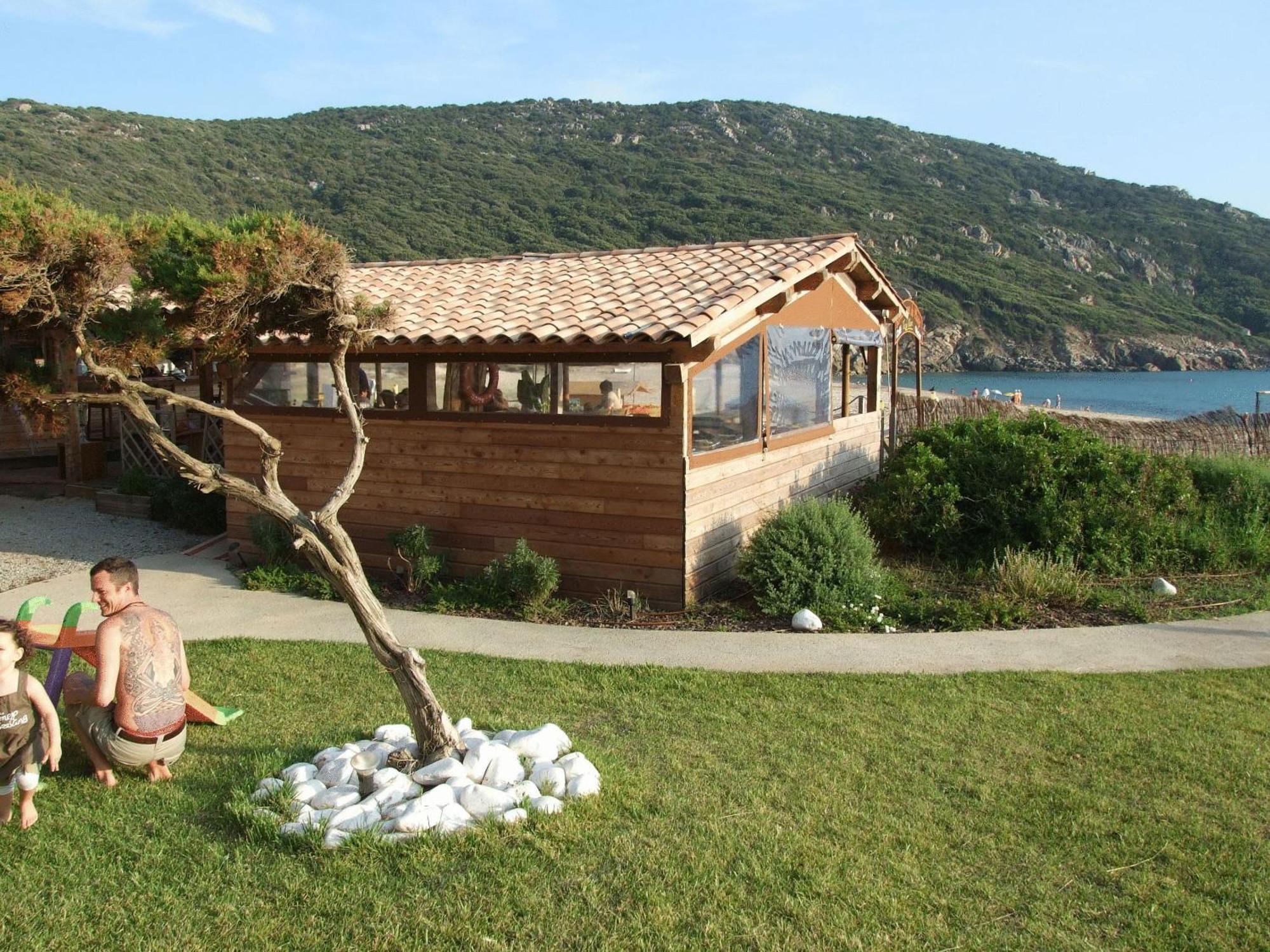 Hotel Lilium Maris Tizzano Buitenkant foto